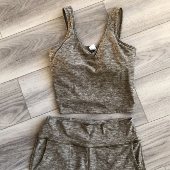 Senita Lounge Set - Picture 9 of 11